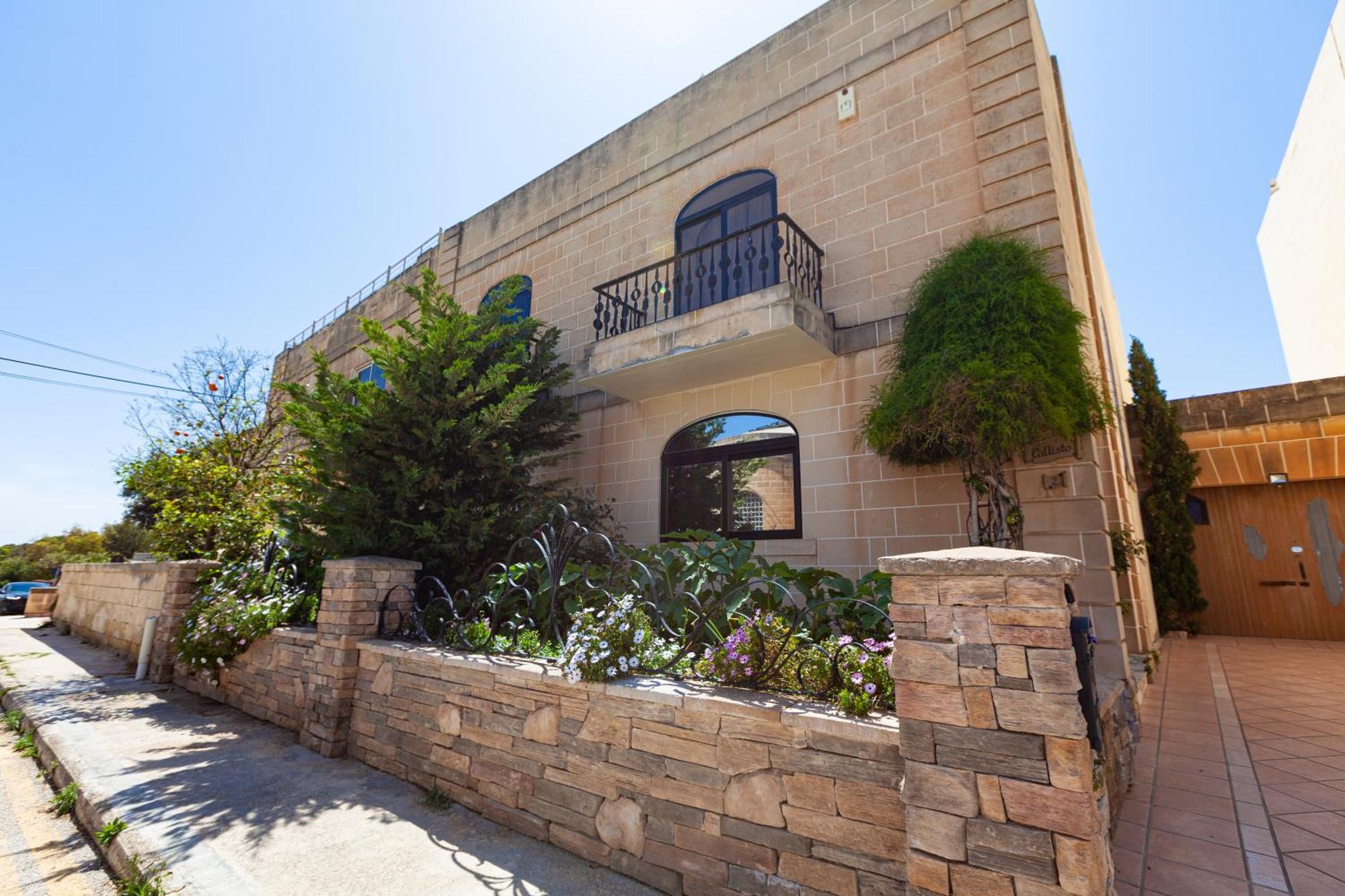 Modern & Lovely Studio - Prime Location Saint Julian's 외부 사진