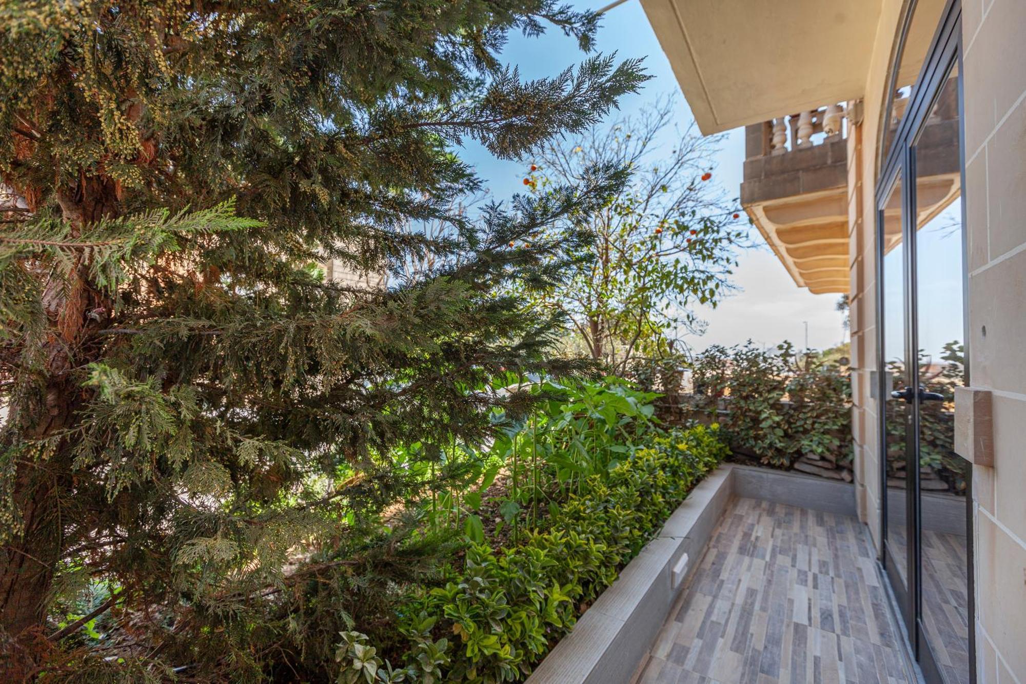 Modern & Lovely Studio - Prime Location Saint Julian's 외부 사진
