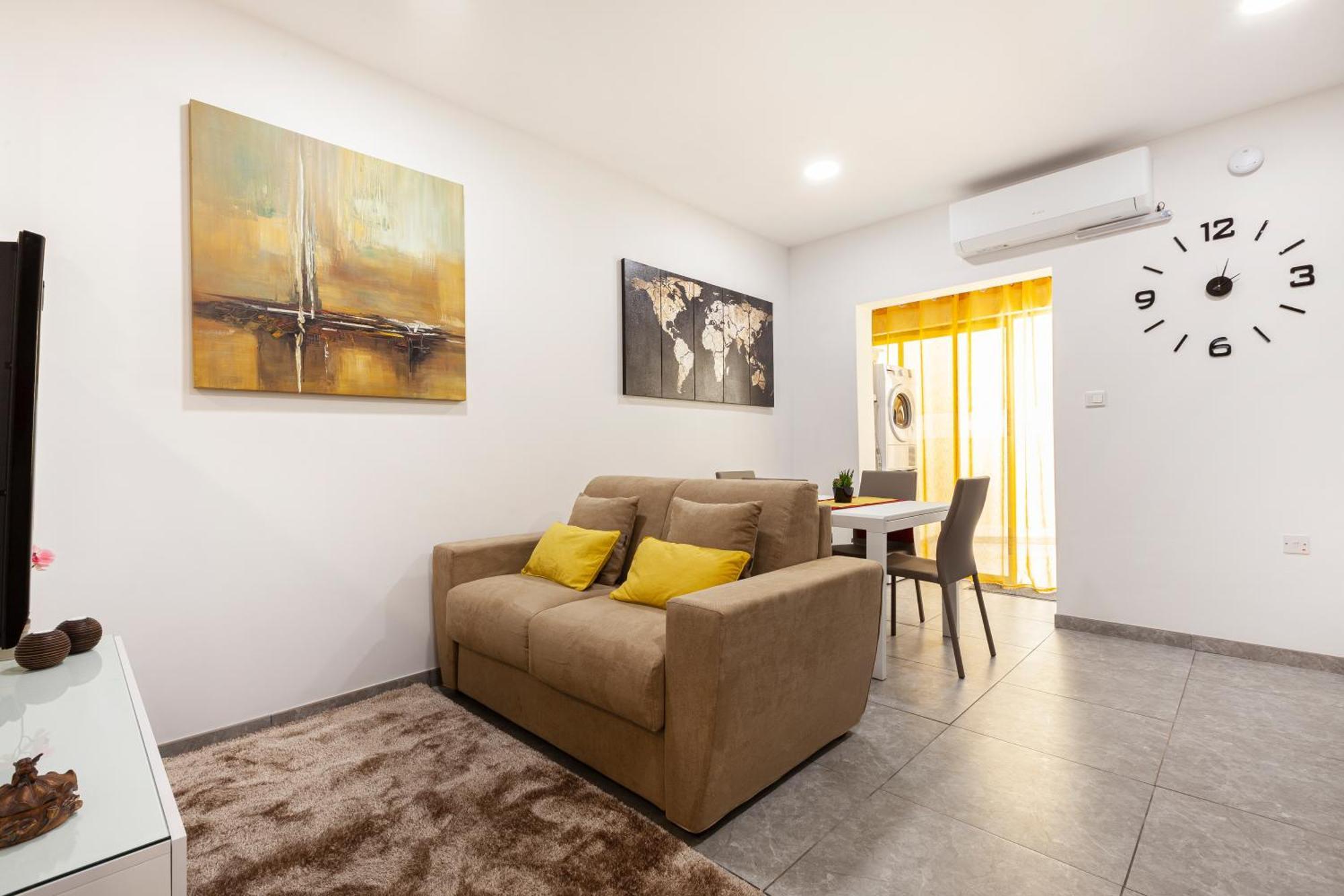 Modern & Lovely Studio - Prime Location Saint Julian's 외부 사진